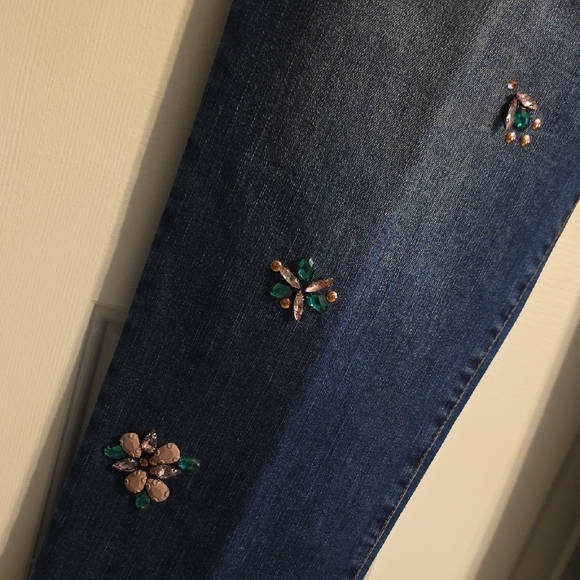 Chico's Dark Blue Floral Embroidered Jeans - Picture 7 of 14